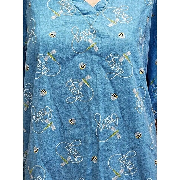 Apples Scrub Top Plus Size 2X Light Blue 'BABY' Bees and Dragonflies NURSE - Picture 3 of 6